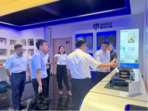 嵊州市政協(xié)主席、政協(xié)秘書(shū)長(zhǎng)到訪(fǎng)浙江板川電器，祝賀板川智慧廚房數(shù)字化工業(yè)園項(xiàng)目開(kāi)工