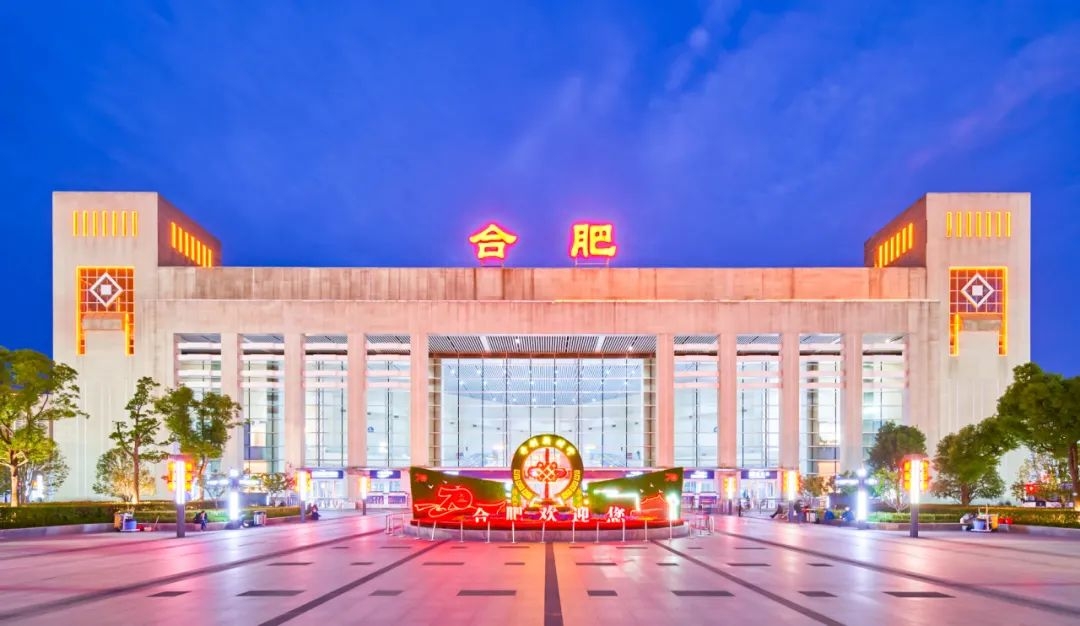 板川超性能集成灶即將登錄四大重點高鐵樞紐,霸屏金九銀十黃金季 板川超性能集成灶即將登錄四大重點高鐵樞紐,霸屏金九銀十黃金季