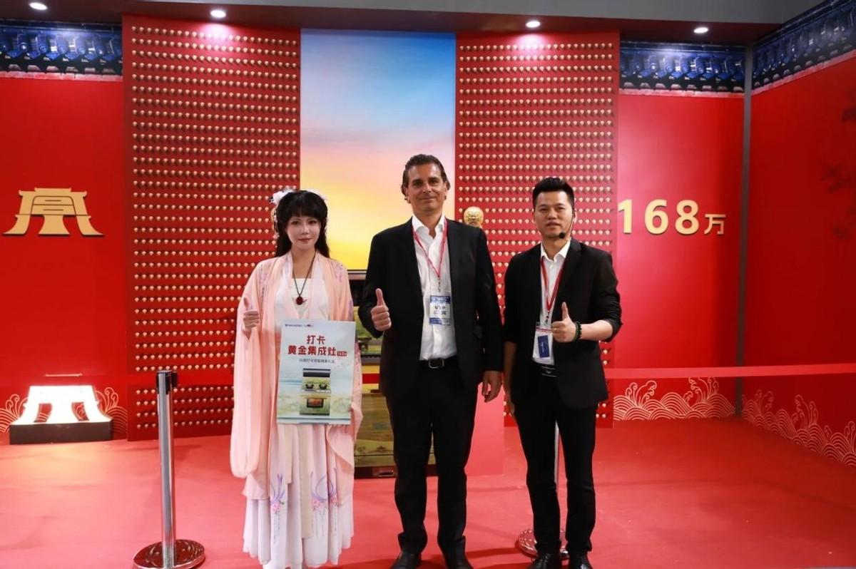 多場景·致未來|板川集成灶以創新品類開辟廚電增長新引擎