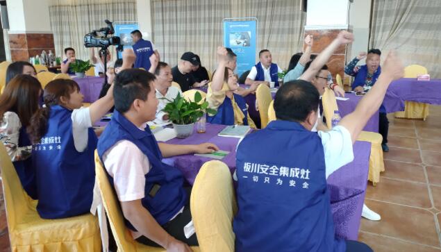 強(qiáng)化學(xué)習(xí)，打造銳利之師！