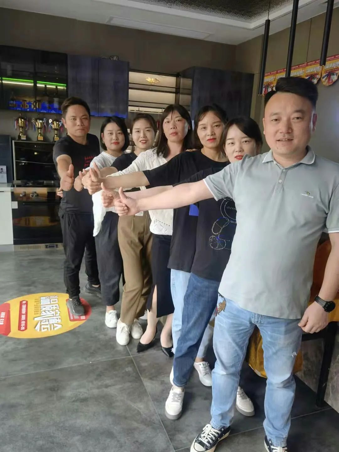 網易家居專訪 | 板川湖北監利經銷商張龍：全渠道服務升級，聯動企業共同發展