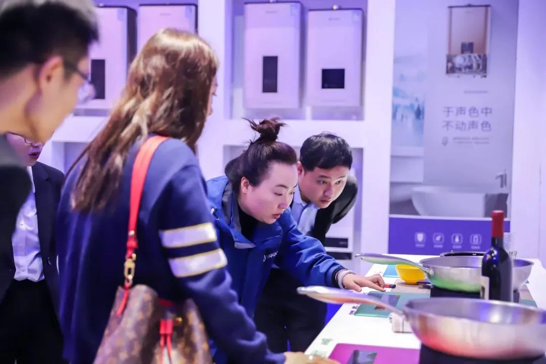 居然之家再訪板川！品牌實力市場共鑒！江蘇市場藍(lán)圖未來可期！